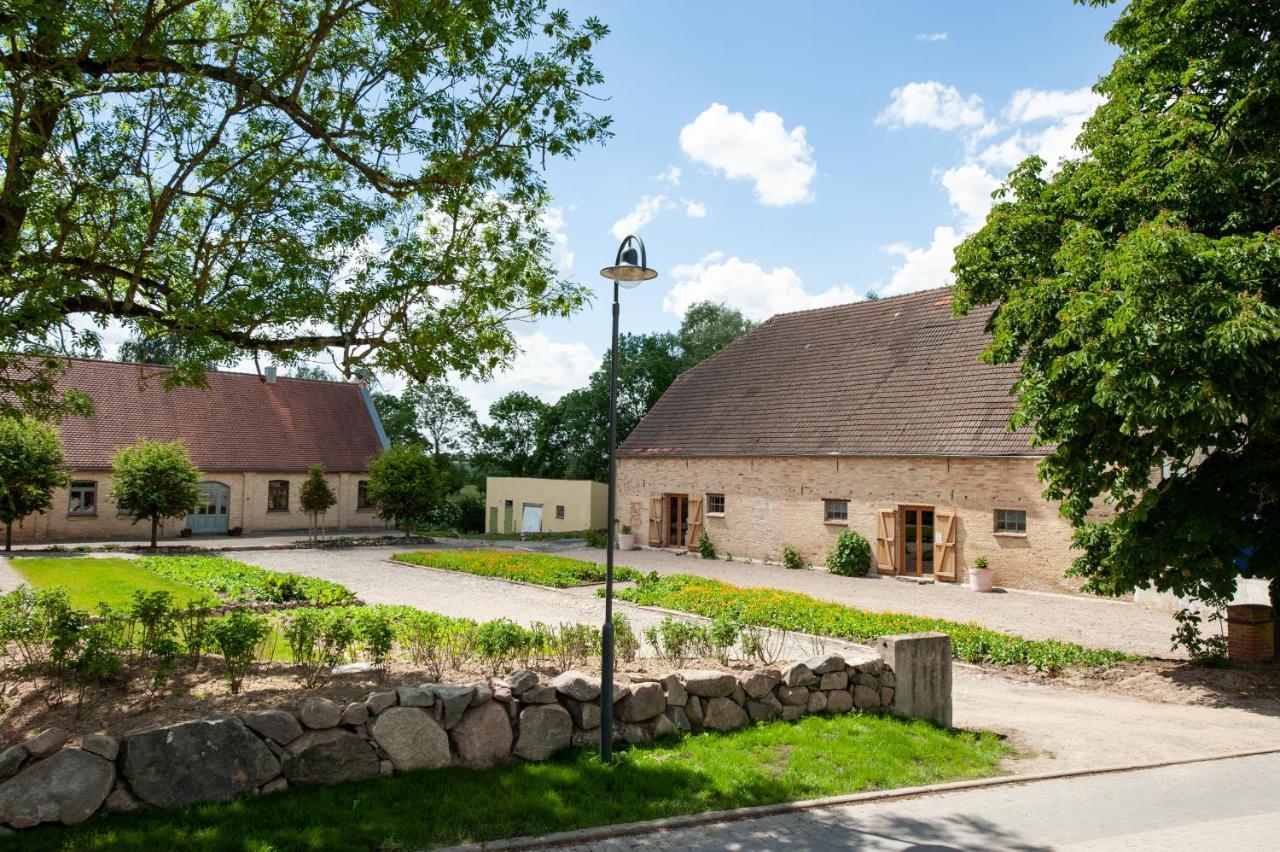 Feldgang Ein Gaestehaus! Upahl Exterior photo